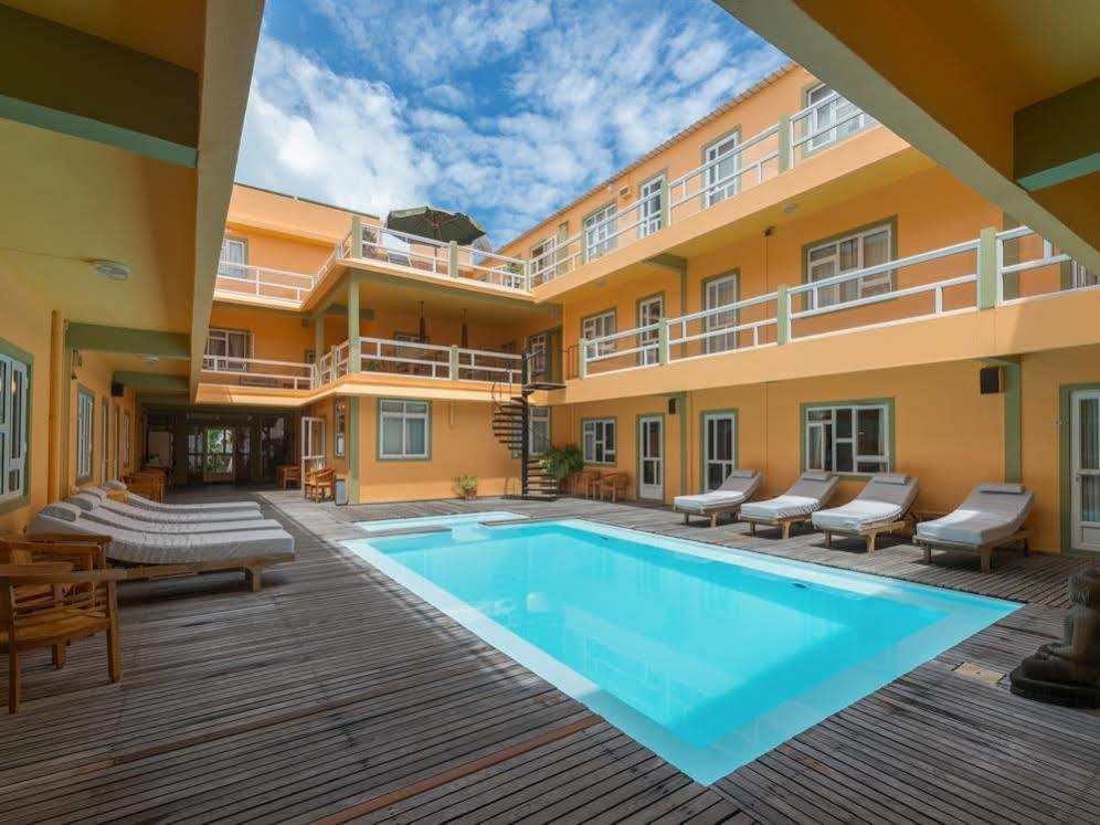 Wanna Studio Apartments Pointe aux Canonniers Ngoại thất bức ảnh