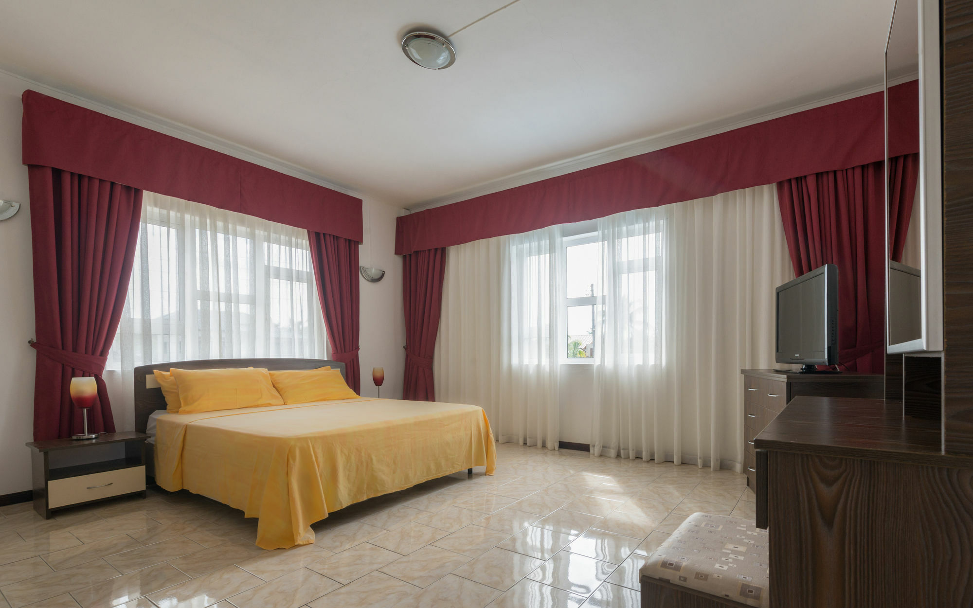 Wanna Studio Apartments Pointe aux Canonniers Ngoại thất bức ảnh